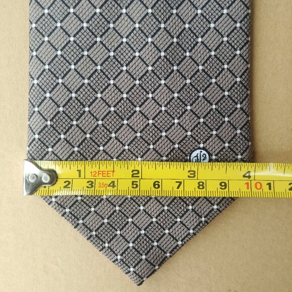 Vintage Versace handmade in Italy 100% silk neutral taupe black t… - Picture 8 of 8